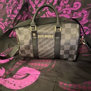 Black and grey checkered Steve Madden purse